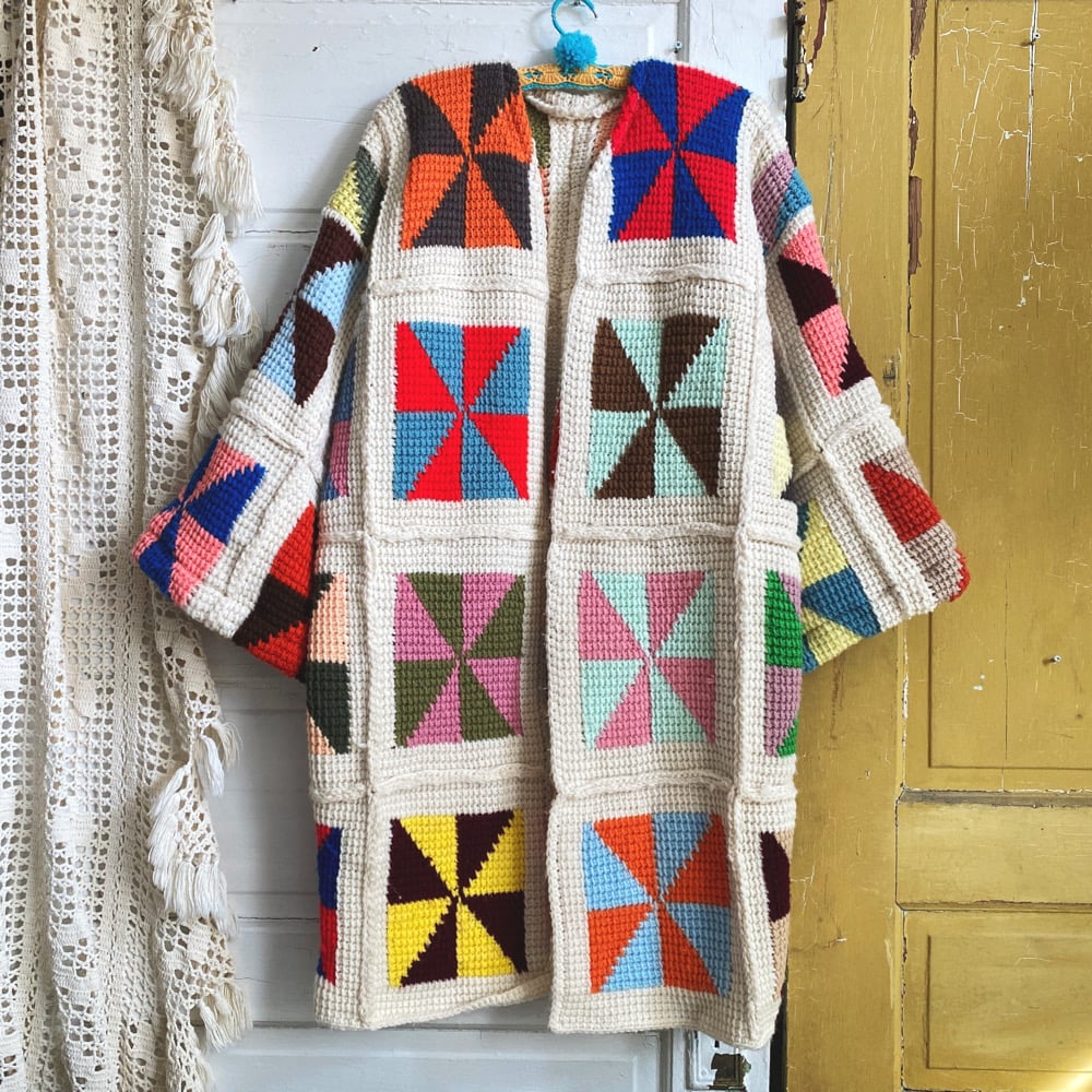 Image of Pretty Pinwheel Granny Sweater