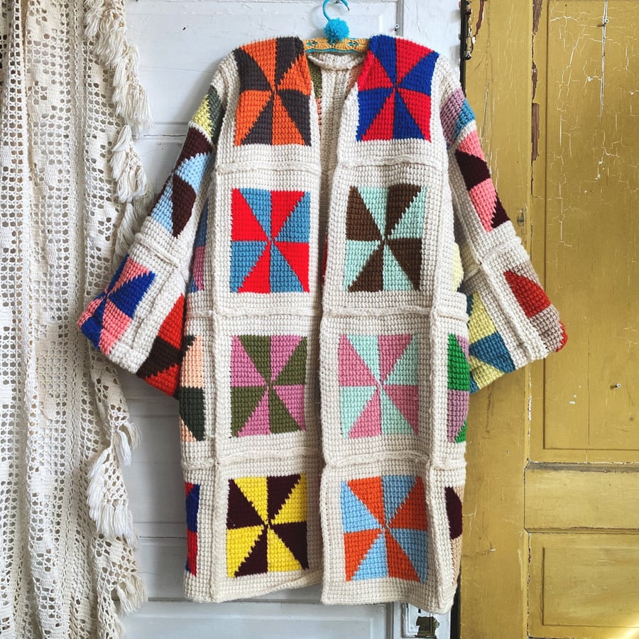 Image of Pretty Pinwheel Granny Sweater