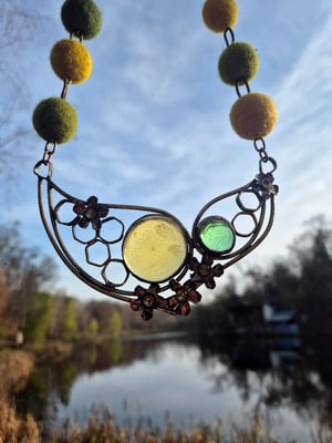 Yellow and green summer necklace 