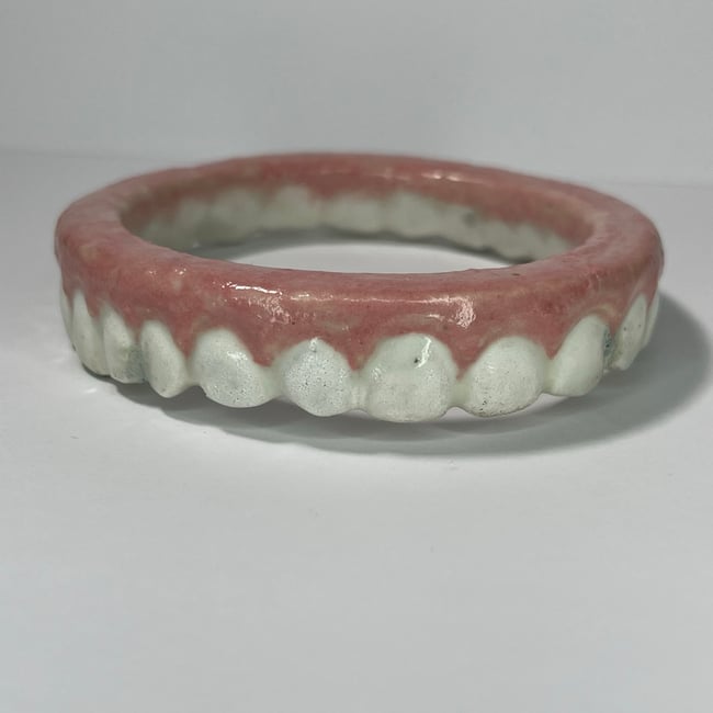 Teeth Bracelet Four - 7.50 in Inner Diameter