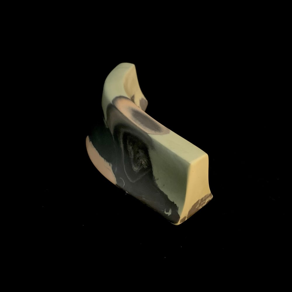 Image of Wired Ramps Curved Barrier (Dark Grey, Green and Orange)