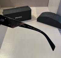 Image 2 of TRIANGLE FRAME GLASSES