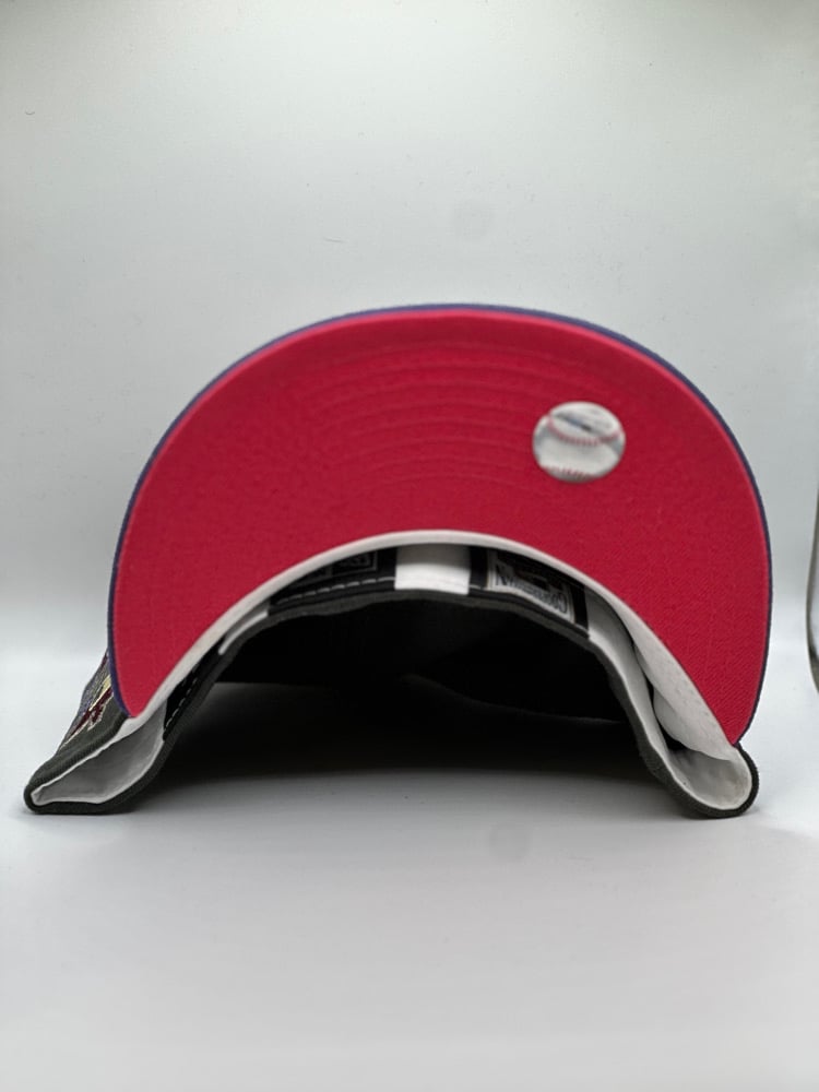 Philadelphia Phillies MyFitteds Zelda Phantom Armor  7 1/2 Image 2