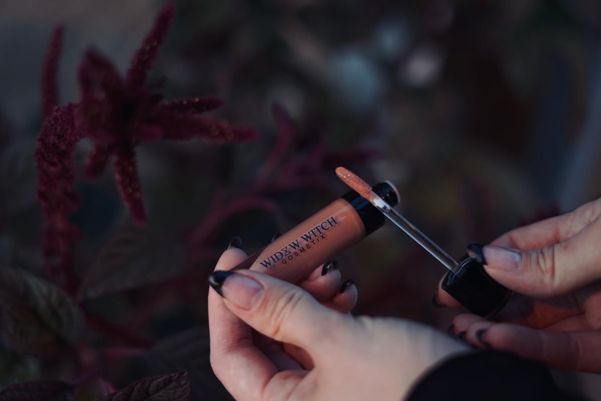 Image of Hot Ghoul Gloss 