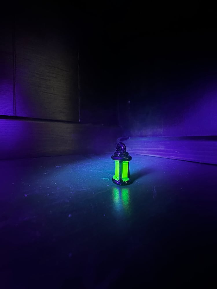 Image of 1967 Corning Uranium Lantern pendant 