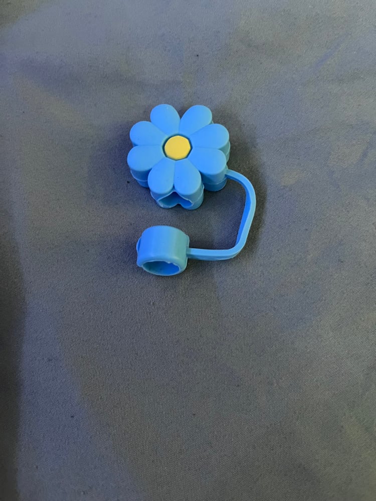 Image of Flower 🌺 straw toppers 