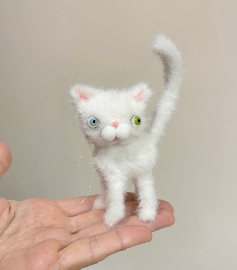 Image of Tiny Alley Cat #3