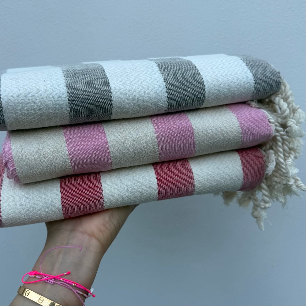 Image of TELO FOUTA TINTA UNITA RIGHE SPINATE