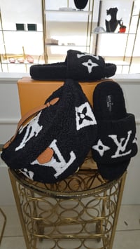 Exclusive Fur Bumbag & Slide Set (Black)