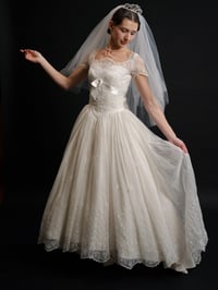 Image 2 of 1950s Heirloom Beauty