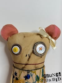 Image 2 of Tina Trinket