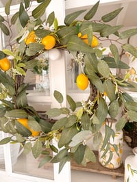 Image 3 of SALE! Lemon & Daisy Wreath