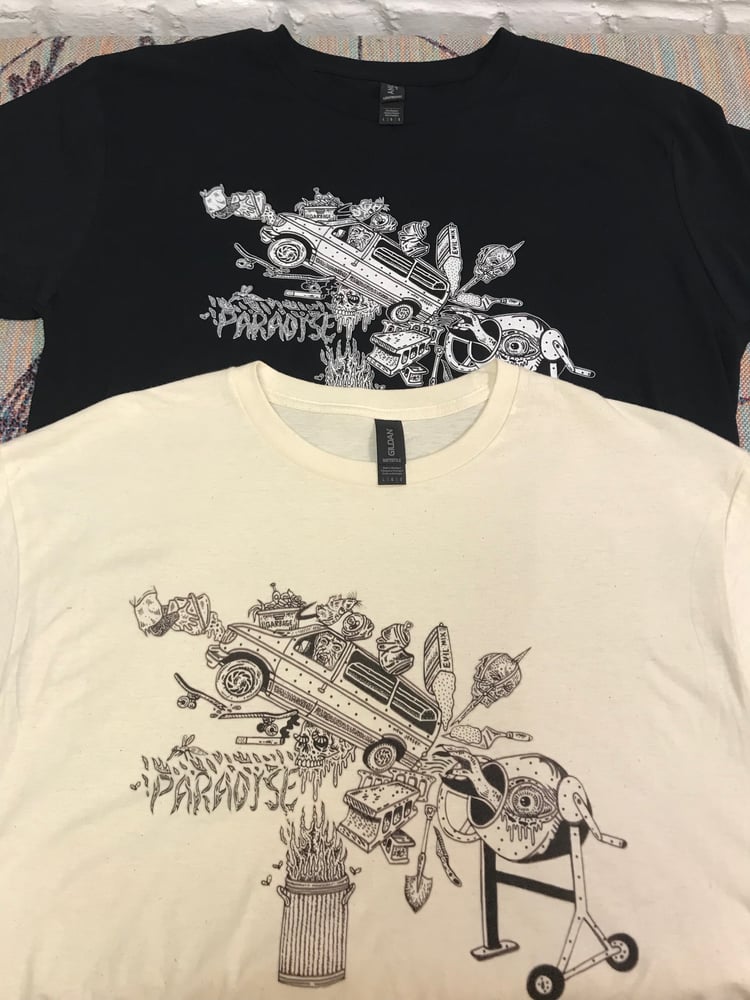 Image of POUR SAMPLE TEES