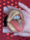 PHONE GRIP - Blushy Gold Lips With Gold Rhinestone Rose 