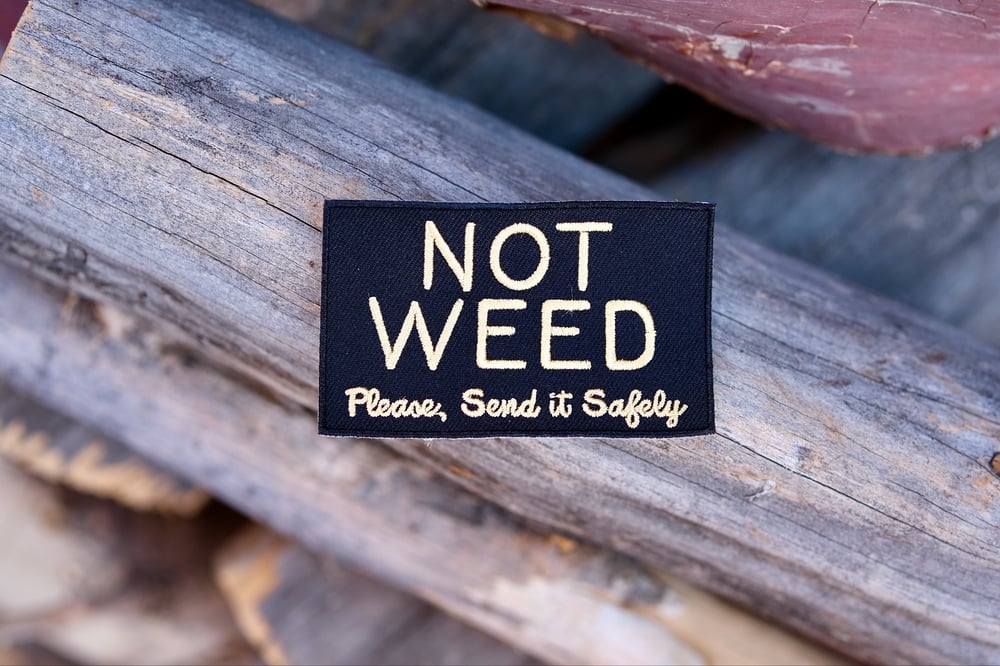 Not Weed Patch (FREE US SHIPPN)