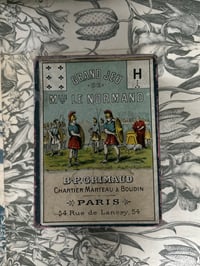 Image 1 of Grand jeu de Melle Lenormand, 52 cartes, complet, de 1890!! avec sa boite bleue, Rare!