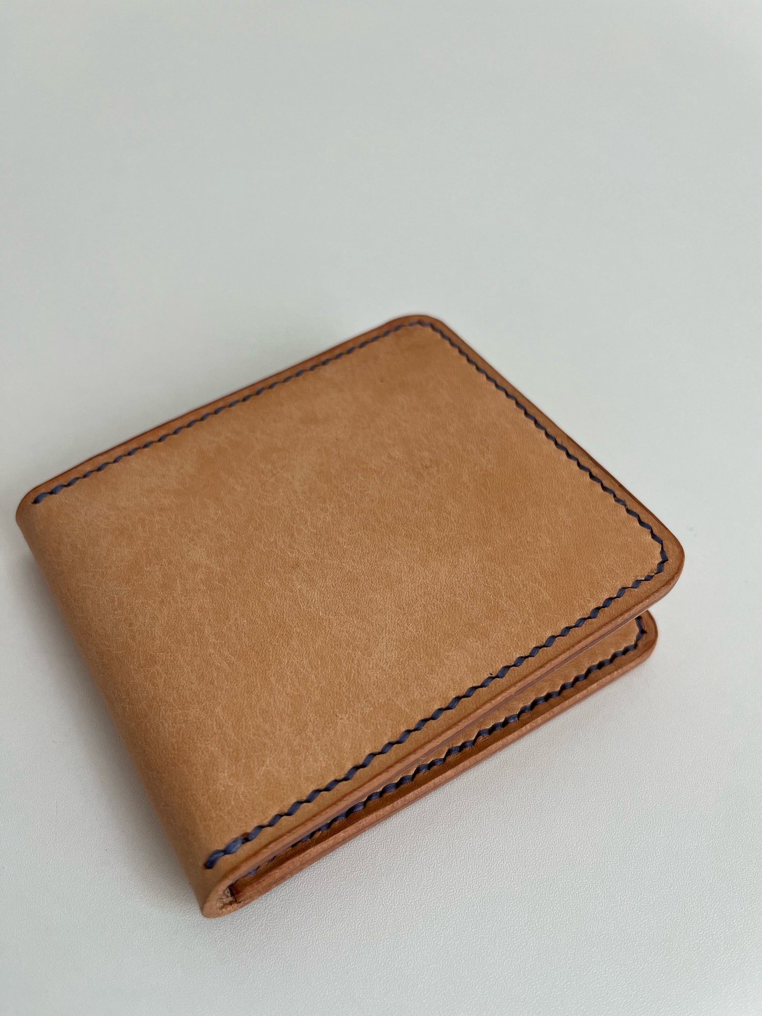 Image of Natural Pueblo 8-pocket Slim Bifold 