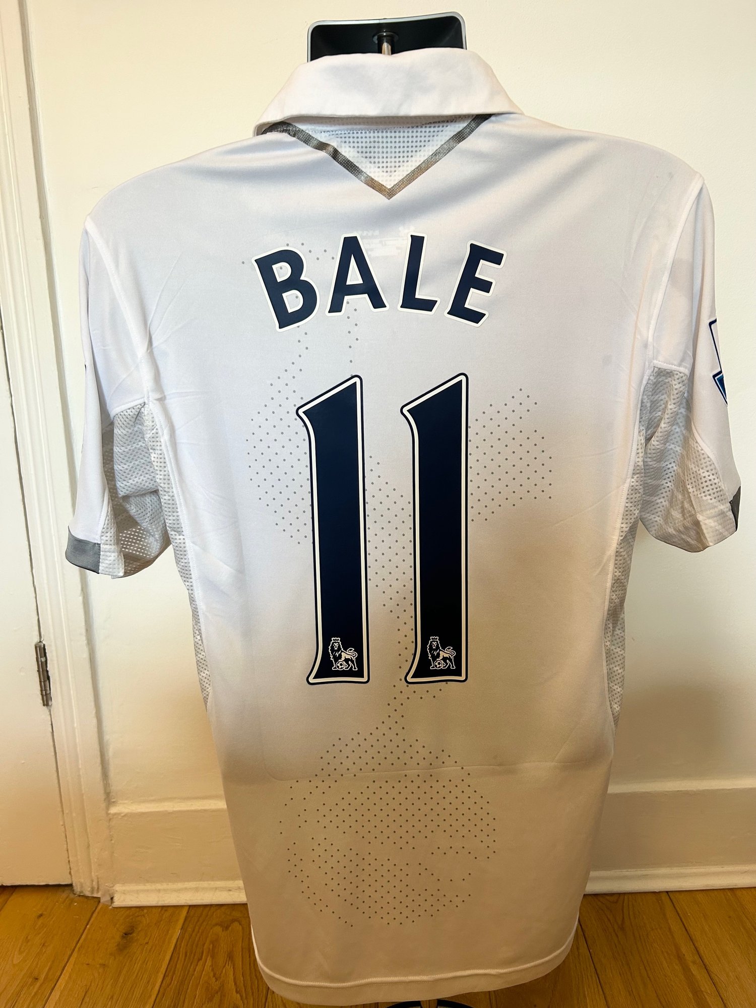 Image of Tottenham Hotspur “BALE 11” 2012/13 Home Shirt + PL patches