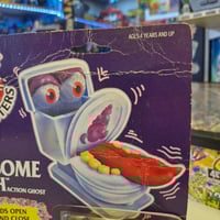 Image 9 of Kenner The Real Ghostbusters Fearsome Flush Action Ghost Figure (Carded)