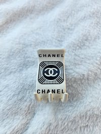 Image 5 of Large Clip to hold Whenu