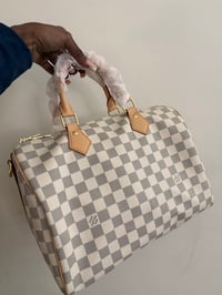 Image 4 of Lv speedy large 