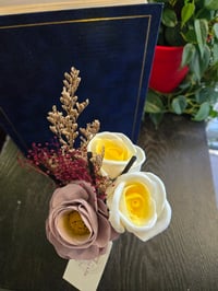 Image 4 of Happy Yellow Mix