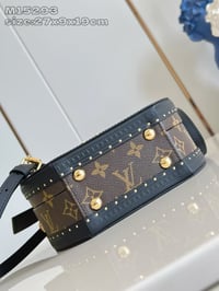 Image 8 of LV Boite Chapeau Top Handle