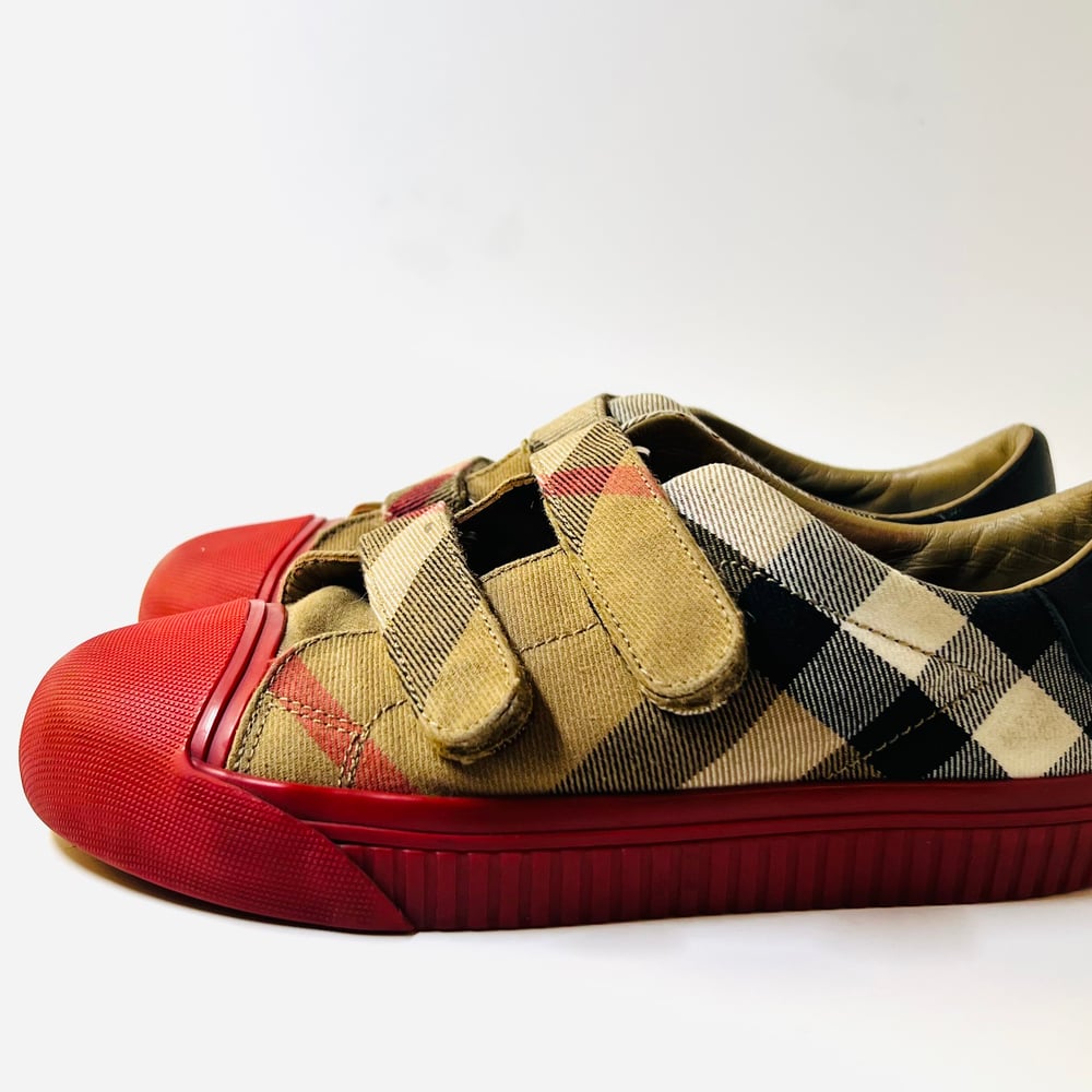 Image of Burberry Toddler Kids Unisex Red Tartan Low Top Sneakers size 3Y 