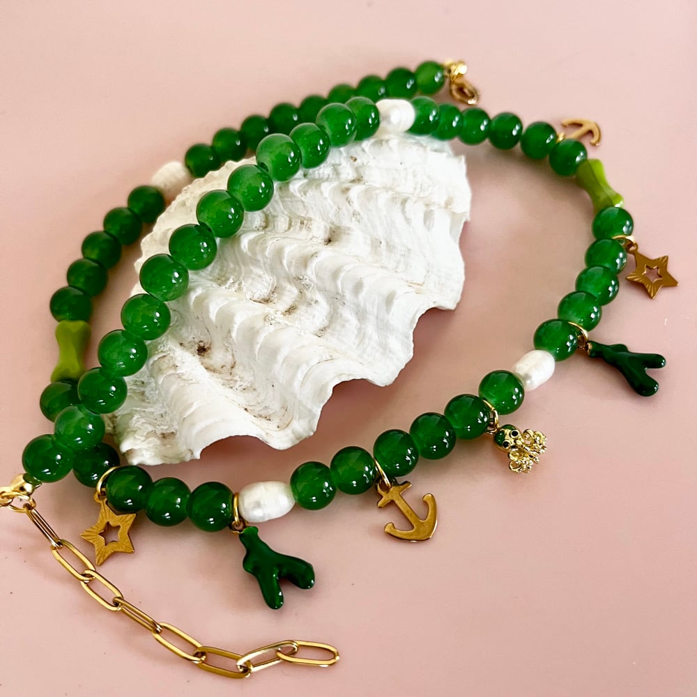 Image of Green glass bead and pearl necklace - Sea theme