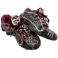 Image 2 of 1 of 1 size 9.5w/EU41 NIKE SHOX pink and black