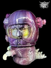 Image 3 of MOONDON 保护者 vector 16