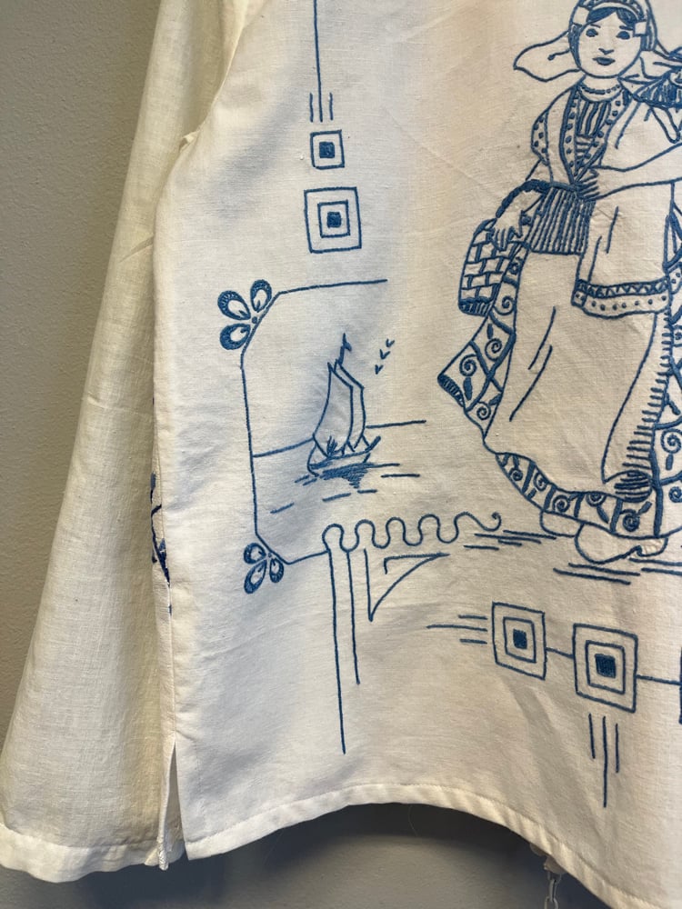 Image of Shirt with blue embroidery (small)