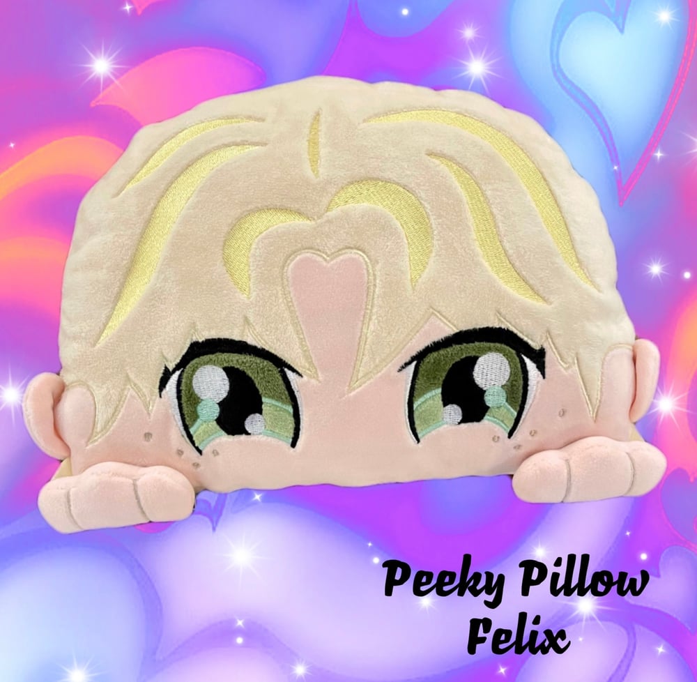 Image of PEEKY PILLOW FELIX - INSTOCK 