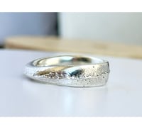 Image 3 of Drift Line Texture Ring