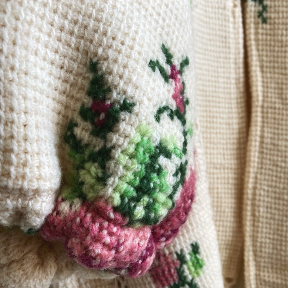 Image of Vintage Cross-Stitch Pink Roses Granny Sweater