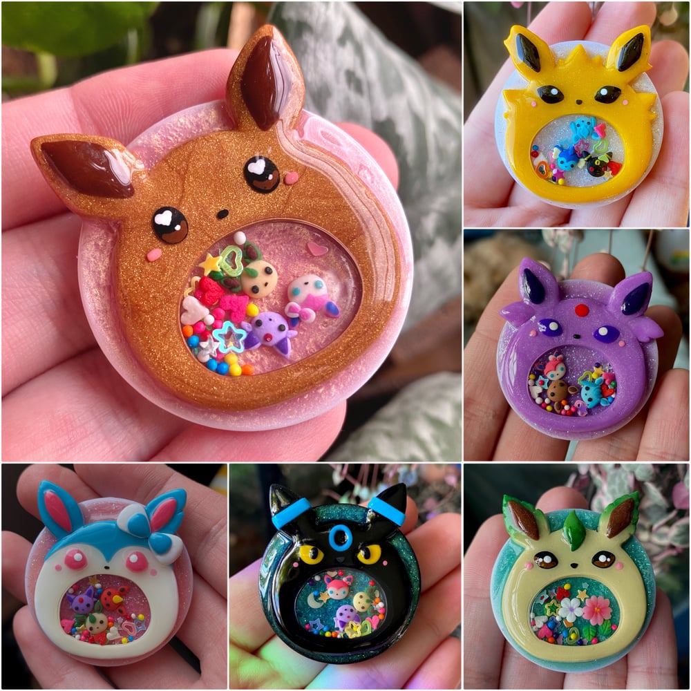 Image of CUSTOM Eeveelution Phone Grip Shaker