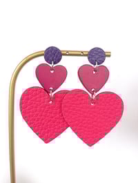 Image 3 of Boucles d'oreilles en cuir upcyclé- "Love to love me"