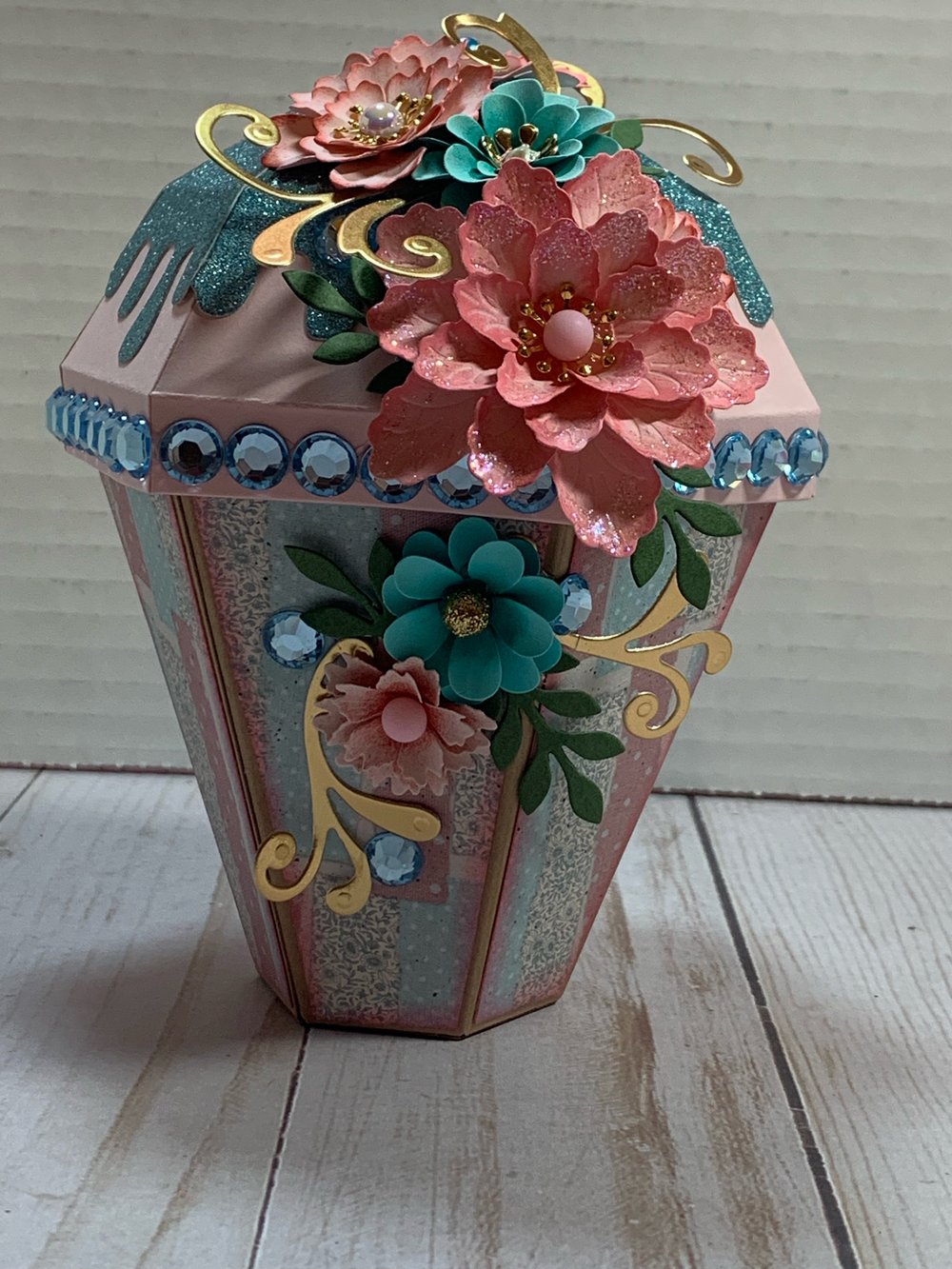 Image of Cupcake treat box