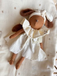 Image 2 of RENARDE MOYEN MODÈLE TENUE MARGUERITE 🌼 