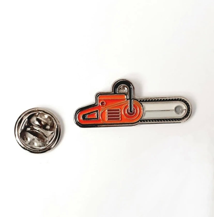 Image of SMOE Chainsaw Pin Badge