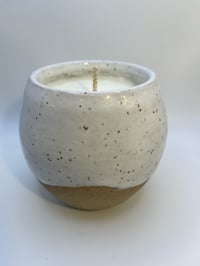 Image 2 of Storm candle (Pear Scented)