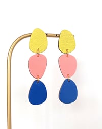 Image 1 of Boucles d'oreilles "Moana" en cuir upcyclé 