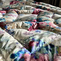 Image 5 of IN STOCK - Small Double True Vintage Glazed Cotton Floral Large Bouquet Eiderdown