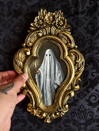 Image 2 of Fantasma con vela