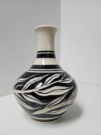 Image 1 of Vase 6 - Black leaves