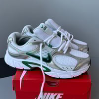 Image 1 of  size: us9.5 uk8.5 eu43 cm27.5