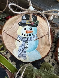 Image 2 of Frosty