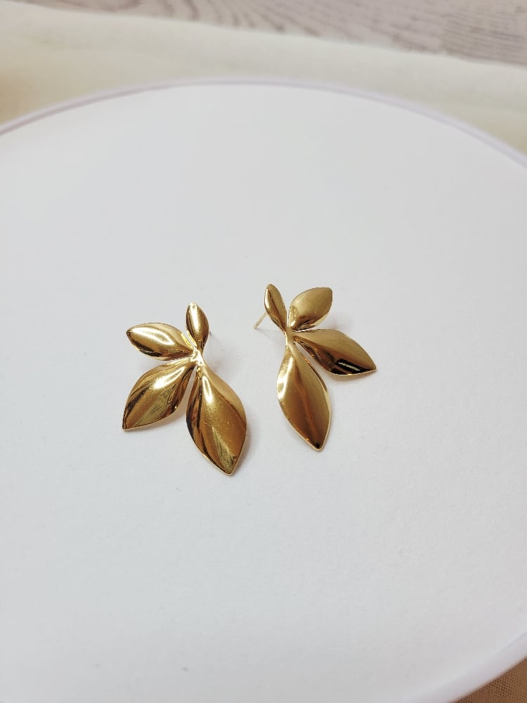 Image of Goldie Earrings 