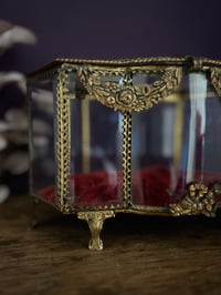 Image 11 of Exceptionnel grand coffre/ reliquaire en verre biseauté, XIXème siècle 