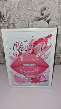 Image 2 of BUBBLEGUM LIPS FASHION PRINT 